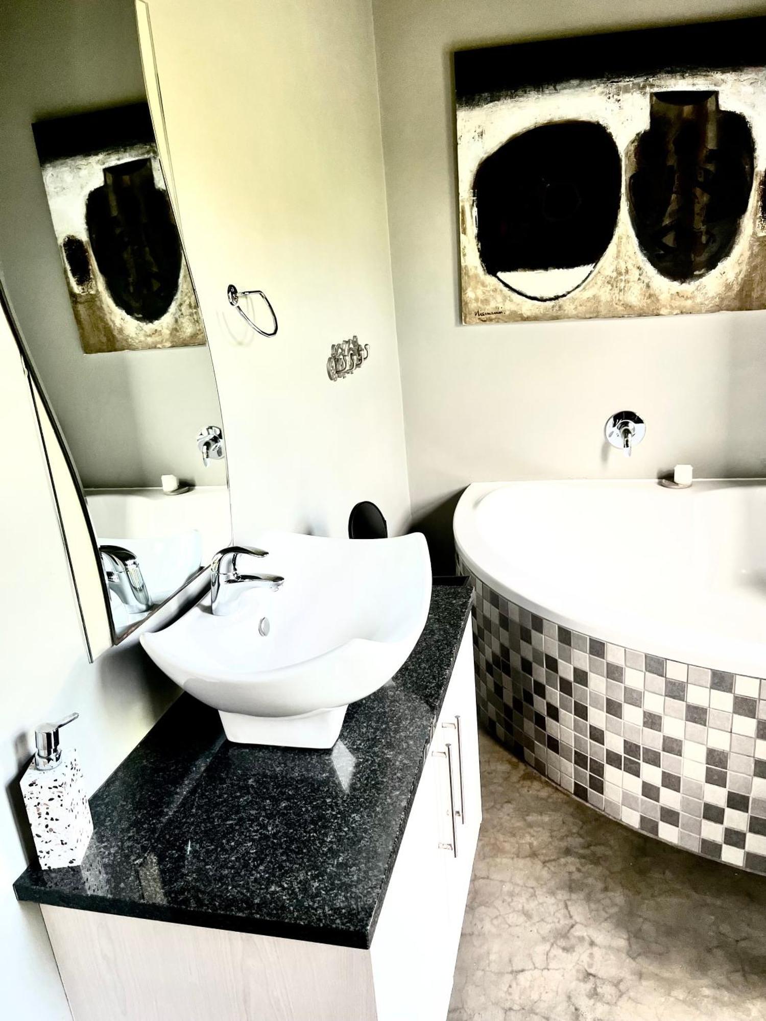 3 Indigo With Solar * Hermanus